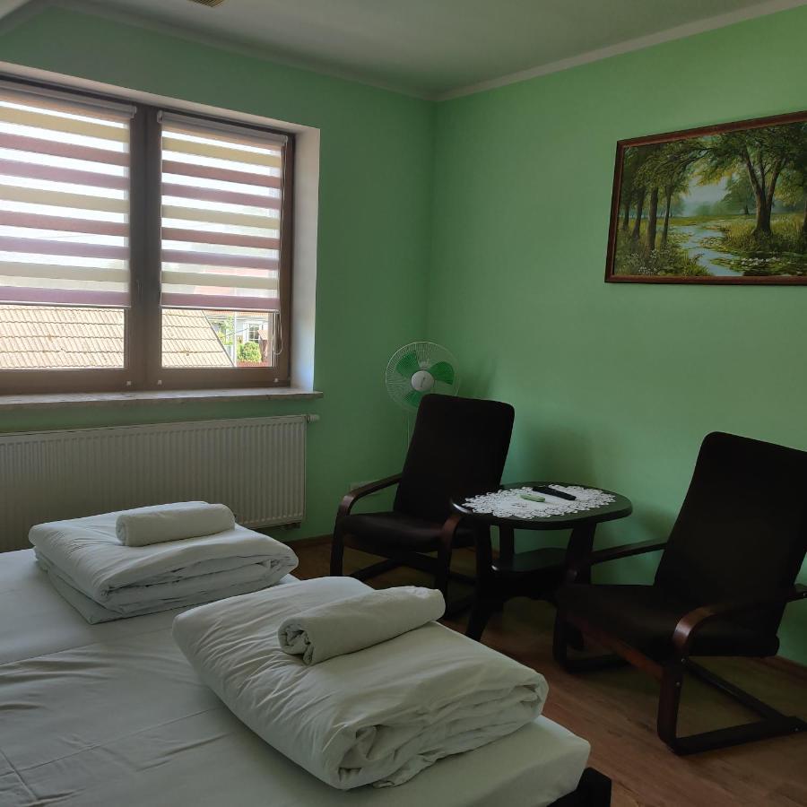 Hostal Cztery Pory Roku Białowieża Exterior foto